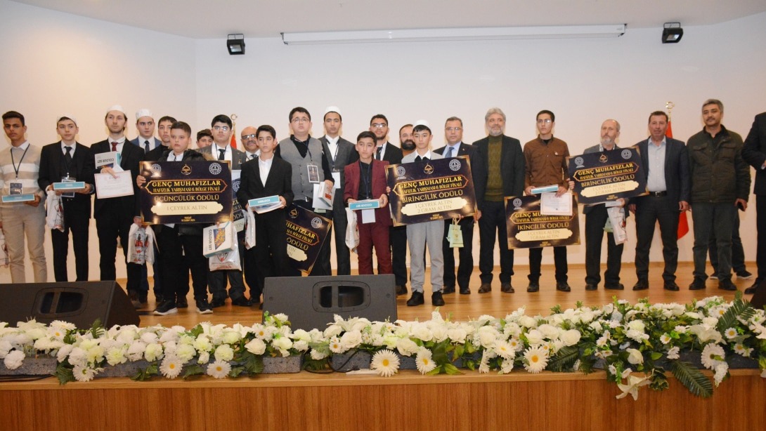 Diyanet İşleri Başkanlığı tarafından hazırlanan Kur’an Kursları Yönetmeliği, Resmi Gazete’de