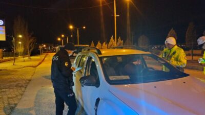 Yerköy İlçe Emniyet Müdürlüğü ekipleri tarafından aranan şahısların yakalanmasına yönelik