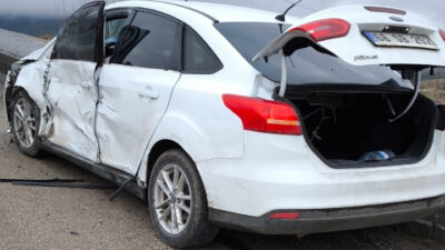 Yozgat’ta meydana gelen trafik kazasında 4 kişi yaralandı. Kaza, Taşocağı