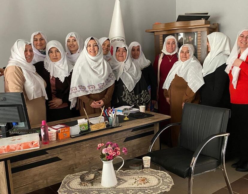Sorgun Şefkateli Derneği Başkanı Pınar Ünal öncülüğünde oluşturulan Güçlü Kadınlar