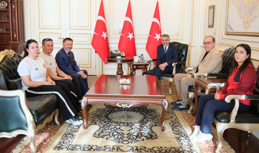 Yozgat Valisi Mehmet Ali Özkan, Trabzon’da düzenlenen U23 Kadınlar Güreş