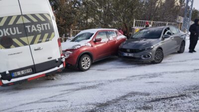 Yozgat’ta gece saatlerinde başlayan kar yağışı, sabahın erken saatlerinde etkisini
