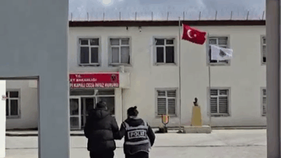 Yozgat’ta güvenlik güçlerinin aranan şahısların yakalanmasına yönelik yürüttüğü çalışmalar kapsamında