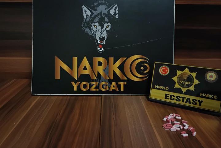 Yozgat İl Emniyet Müdürlüğü Narkotik Suçlarla Mücadele Şube Müdürlüğü ekipleri,