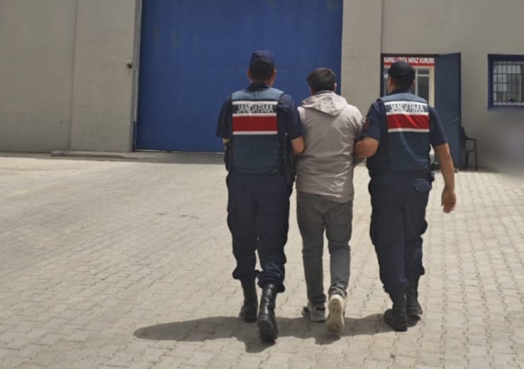 Yozgat İl Jandarma Komutanlığı ekipleri, aranan şahısların yakalanmasına yönelik yürüttüğü