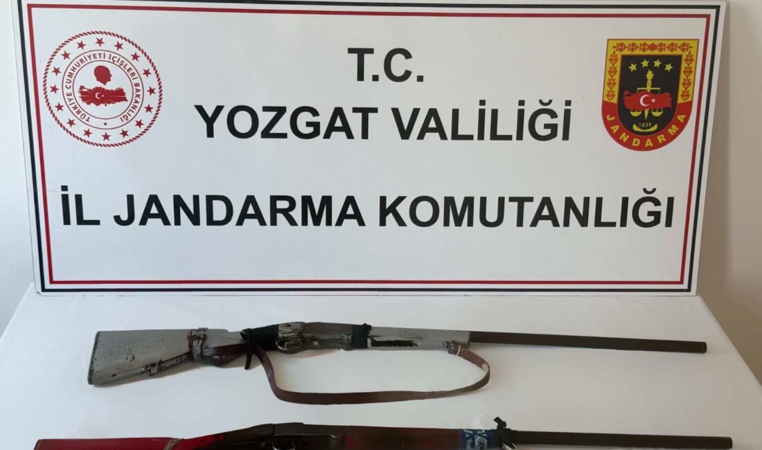 Yozgat’ın Çekerek ilçesinde jandarma ekiplerince gerçekleştirilen önleyici kolluk devriyesi sırasında