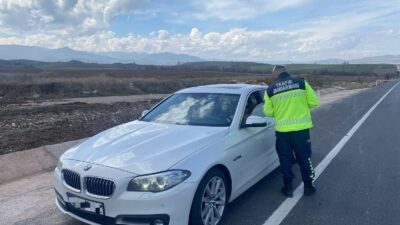 Yozgat İl Jandarma Komutanlığı ekiplerinin trafik güvenliğini sağlamak amacıyla yürüttüğü