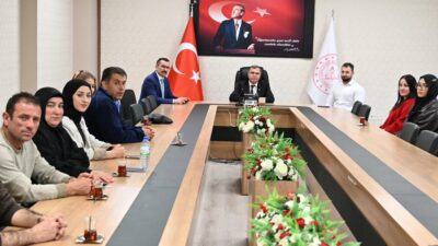 Yozgat’ta, gençlerin dil bilinci ve edebi farkındalığını artırmayı amaçlayan “Dilimizin