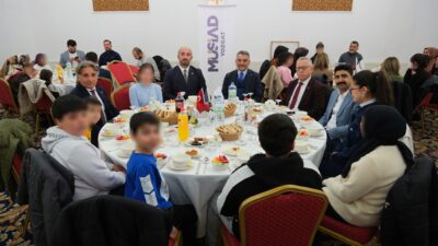 Yozgat Valisi Mehmet Ali Özkan, MÜSİAD tarafından düzenlenen iftar programında