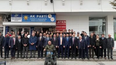AK Parti Yozgat İl Başkanlığı tarafından düzenlenen bayramlaşma programı, partinin