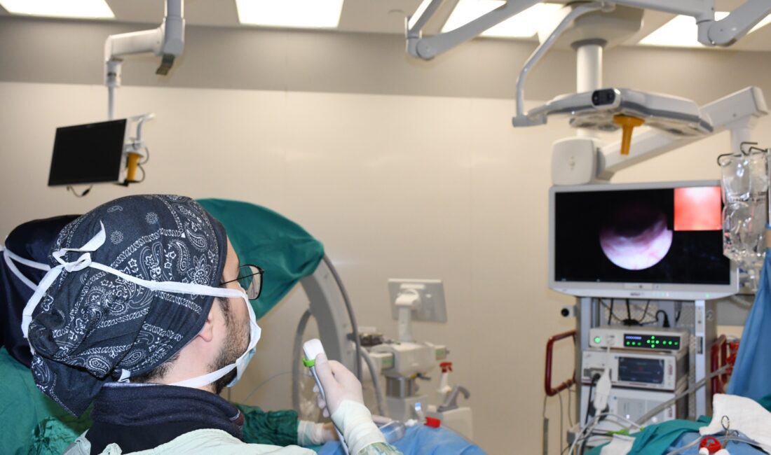 Yozgat Şehir Hastanesi, böbrek taşlarının tedavisinde ileri teknolojiyi kullanarak önemli