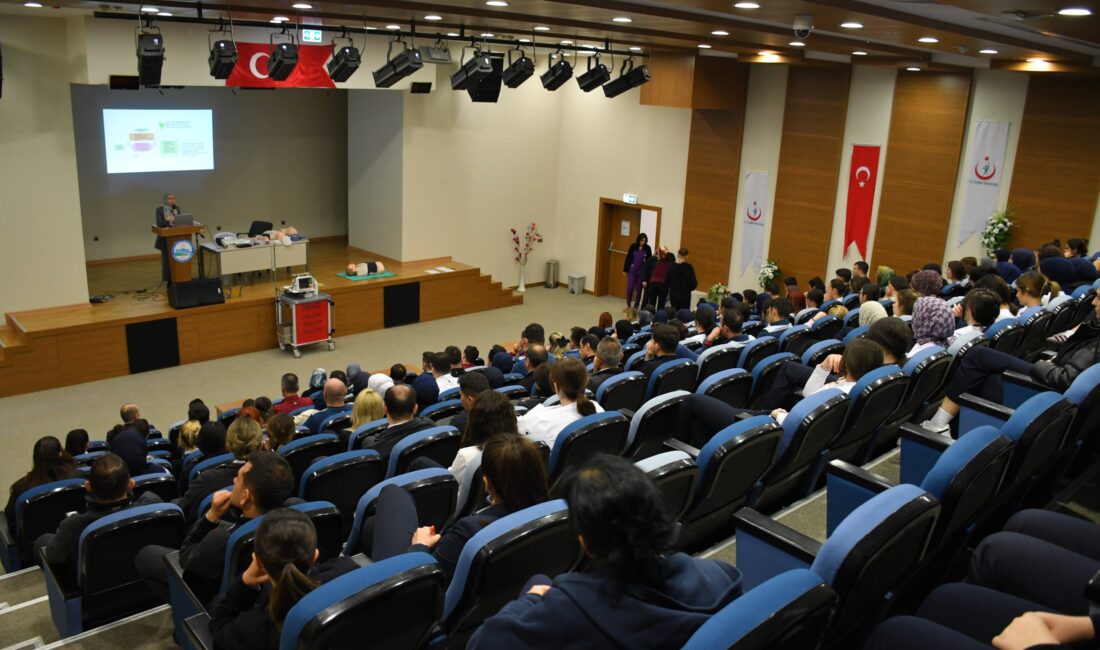 Yozgat Şehir Hastanesi’nde görev yapan sağlık çalışanlarına yönelik “Temel Yaşam