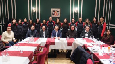 Yozgat Valisi Mehmet Ali Özkan, iftar programı sonrası Kadınlar Hentbol