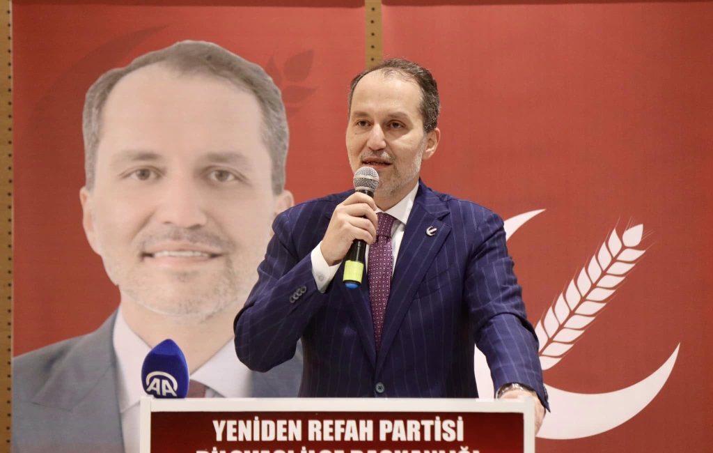 Yeniden Refah Partisi Genel Başkanı Dr. Fatih Erbakan, çeşitli programlara