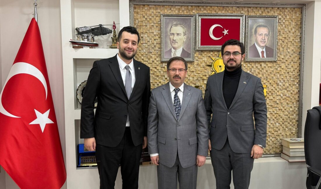 AK Parti Genel Merkez Gençlik Kolları MKYK Üyesi ve İç