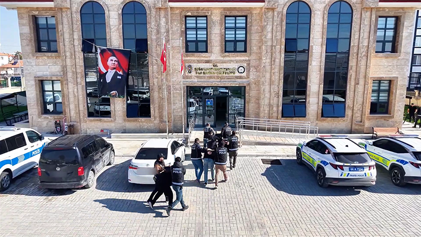 Yozgat İl Emniyet Müdürlüğü Narkotik Suçlarla Mücadele Şube Müdürlüğü ekipleri,