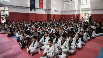 Yozgat’ta düzenlenen tekvando ortak antrenmanı, 6 ilden yüzlerce sporcuyu bir