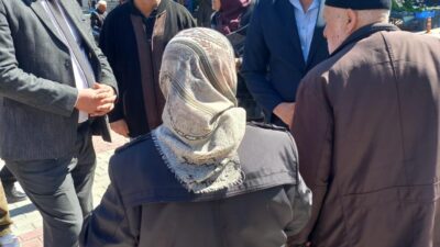 İYİ Parti Yozgat İl Başkanı Mustafa Görkem Taştan, beraberindeki yönetim