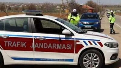 Yozgat’ta trafik güvenliğini artırmaya yönelik denetimler aralıksız sürüyor. Bu kapsamda