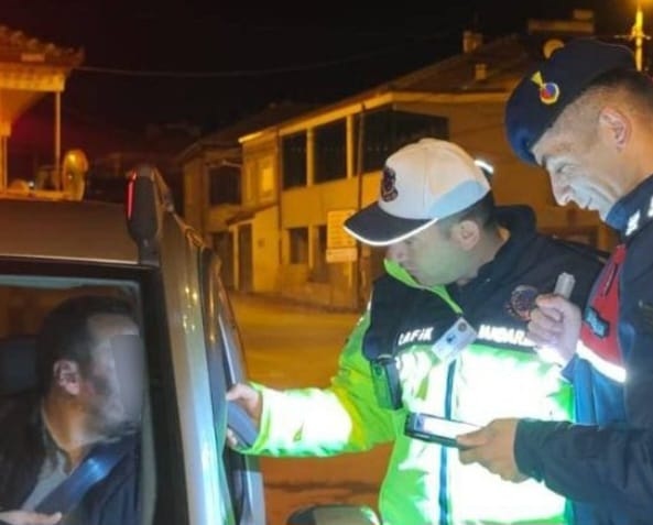 Yozgat İl Jandarma Komutanlığına bağlı trafik ekipleri, il genelinde trafik