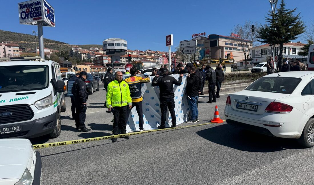 Yozgat’ta meydana gelen trafik kazasında, yolun karşısına geçmeye çalışan 77
