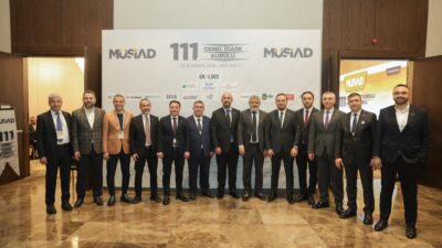 MÜSİAD Yozgat Şube Başkanı Erhan Uyar, Yönetim Kurulu Üyeleri Mustafa