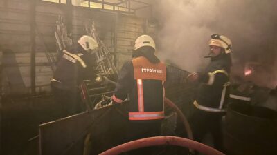 Yozgat sanayi sitesinde bulunan bir hurdalıkta çıkan yangın, kısa süreli