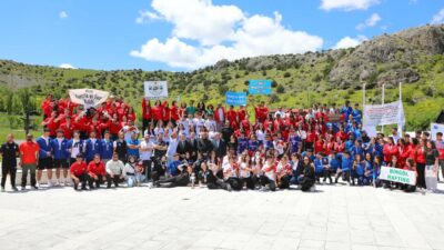 Türkiye Kano Federasyonu tarafından Çekerek ilçesinde bulunan rafting parkurunda düzenlenen