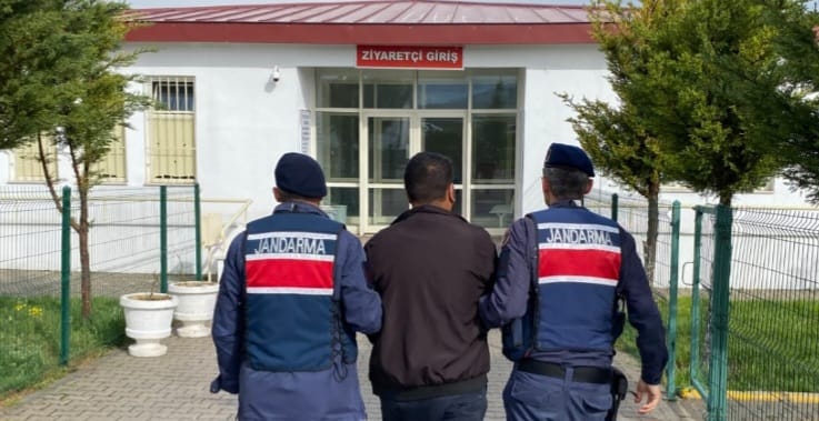 Yozgat İl Jandarma Komutanlığı ekiplerince aranan şahısların yakalanmasına yönelik yürütülen