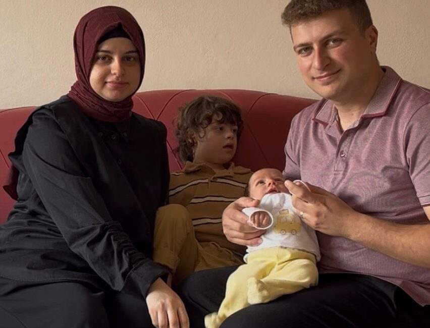 Sivas’ta Üsteğmen Emin Özmen’in 48 günlük bebeği Erdem Özmen’e SMA