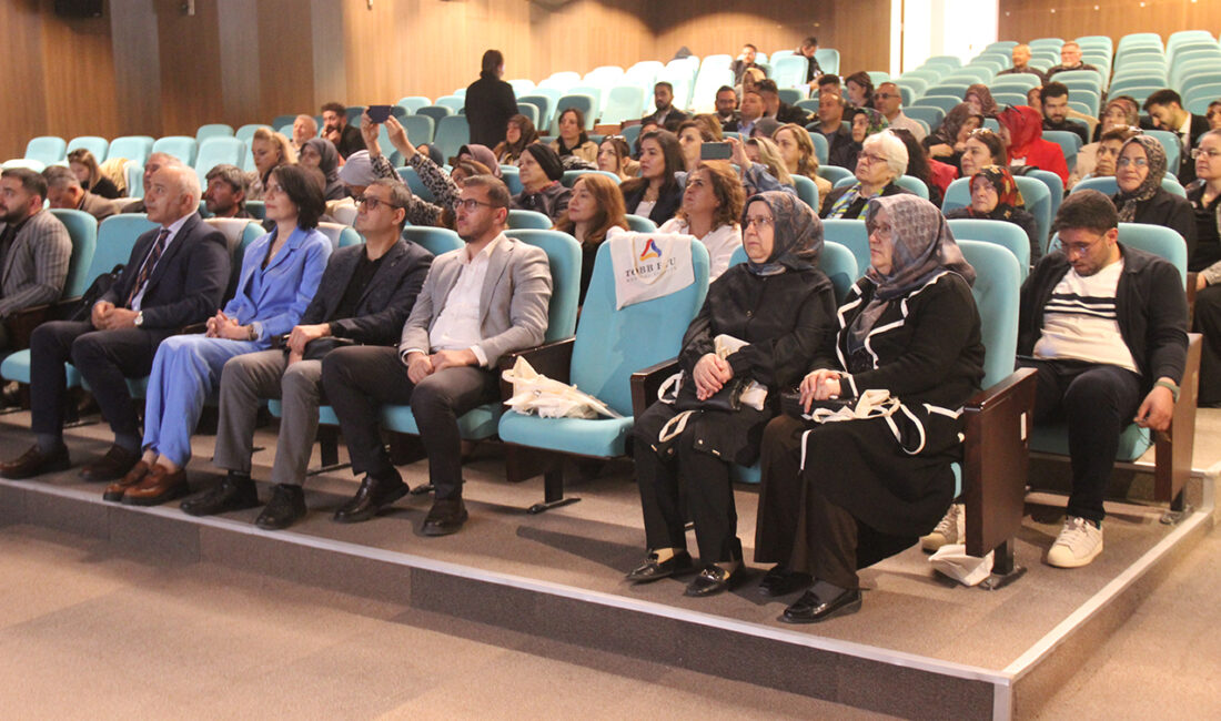 TOBB ETÜ Tıp Fakültesi Hastanesi tarafından Yozgat’ta düzenlenen sağlık seminerinde,