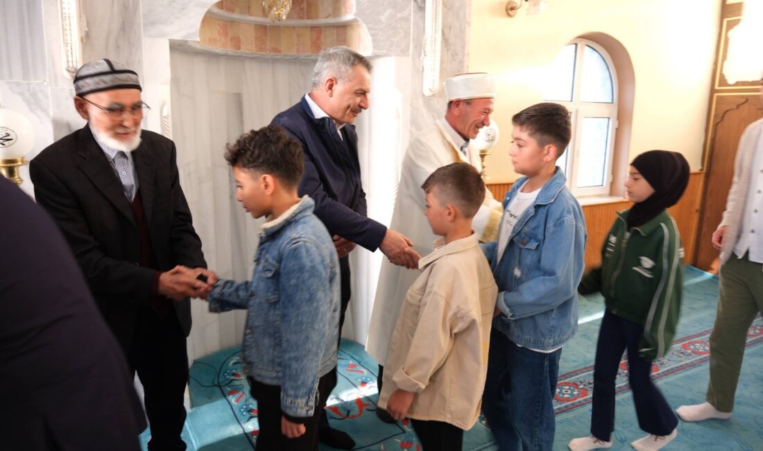 Yozgat Valisi Mehmet Ali Özkan, Kurban Bayramı namazını Yıldız Tepe