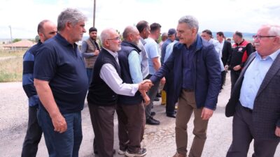 Yozgat’ın Yerköy ve Şefaatli ilçelerinde dolu ve sağanak yağışın yol