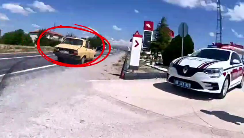 Boğazlıyan ilçesinde jandarma ekiplerinin gerçekleştirdiği trafik denetiminde “dur” ihtarına uymayarak