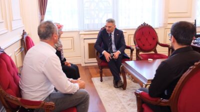 Yozgat Valisi Mehmet Ali Özkan, vatandaşlarla birebir görüşmeler gerçekleştirerek sorun,