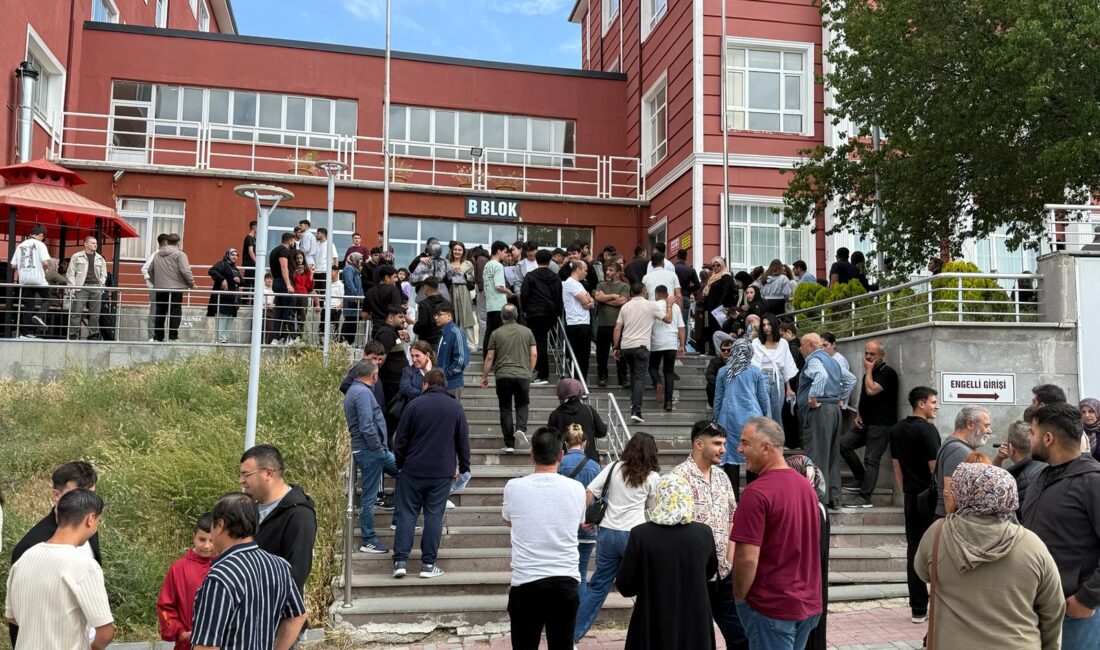 Yozgat’ta binlerce öğrencinin heyecanla hazırlandığı 2026 Yükseköğretim Kurumları Sınavı (YKS)